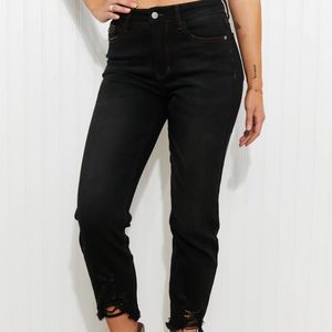 Judy Blue Black Cropped Distressed Brown Stitching Straight Leg Jeans 88530